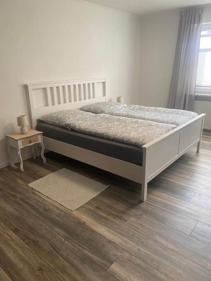 Benzweg 2 *